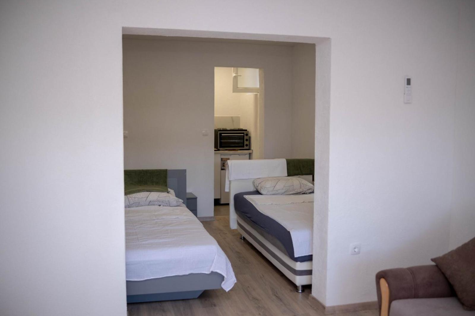 Apartman Hadze โมสตาร์ ภายนอก รูปภาพ