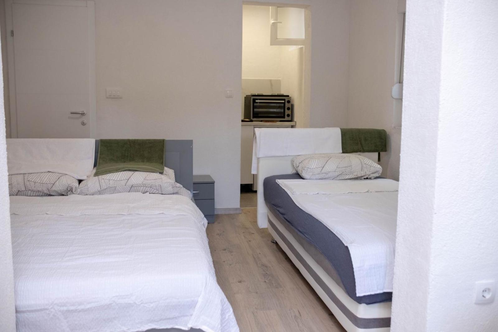 Apartman Hadze โมสตาร์ ภายนอก รูปภาพ