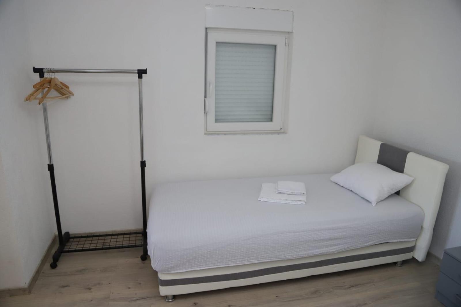 Apartman Hadze โมสตาร์ ภายนอก รูปภาพ