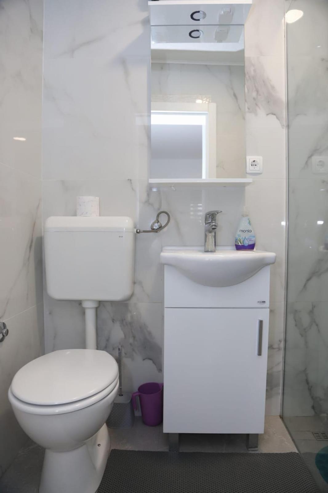 Apartman Hadze โมสตาร์ ภายนอก รูปภาพ