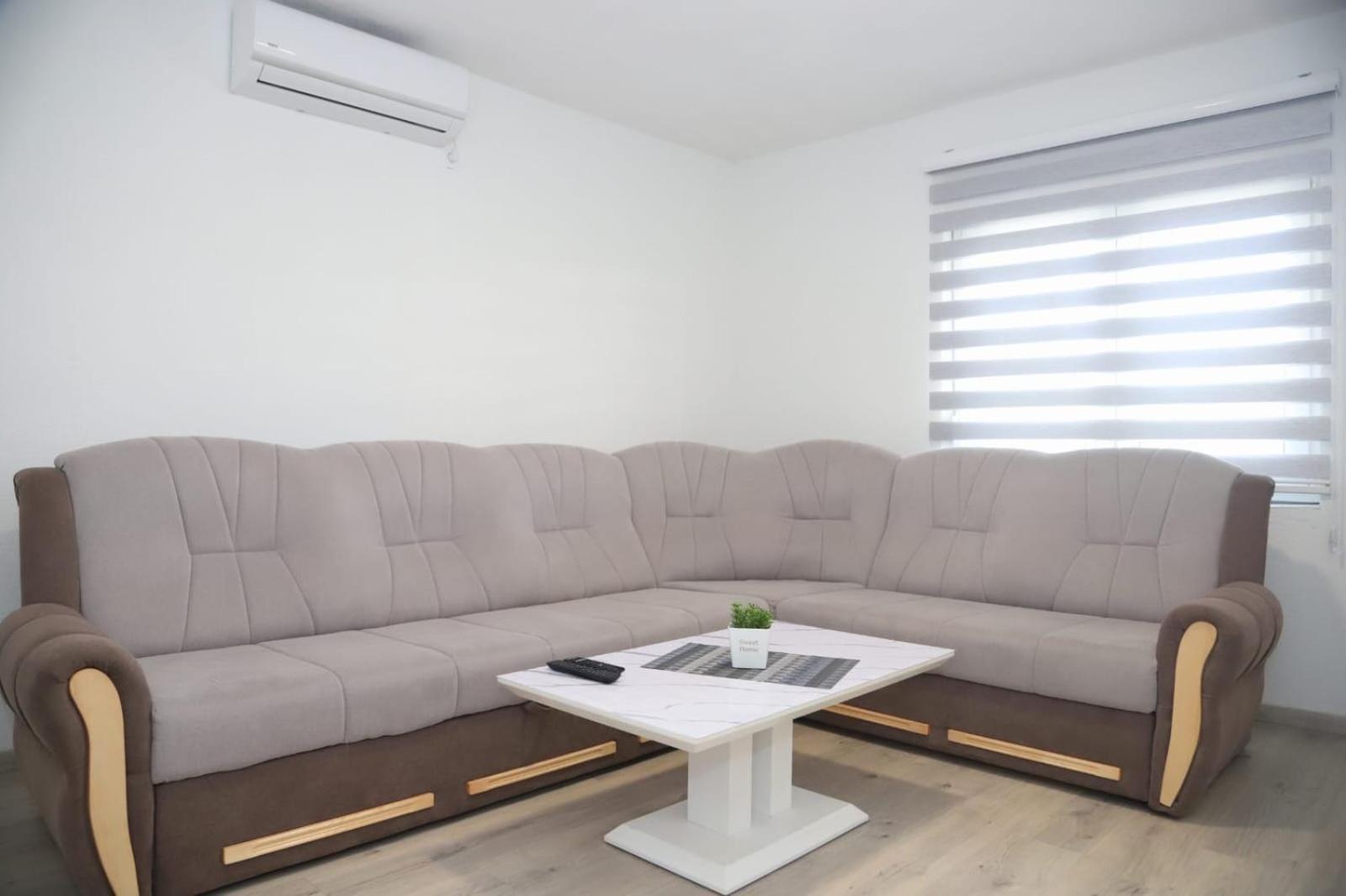 Apartman Hadze โมสตาร์ ภายนอก รูปภาพ